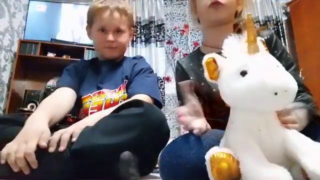обзор на наши игрушки смотреть онлайн