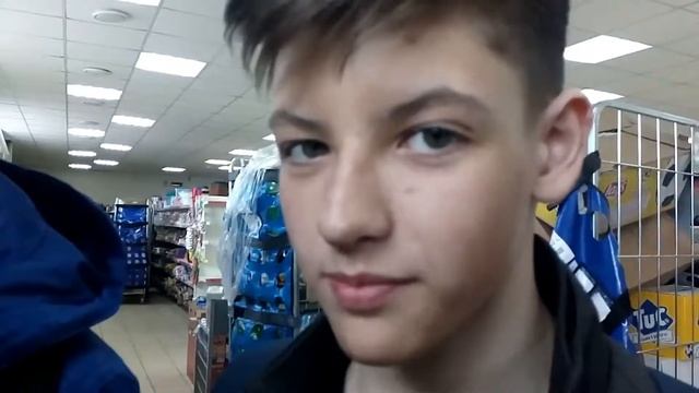 Как сходить в МагниД во время перемены (Или же как опоздать на урок) смотреть онлайн