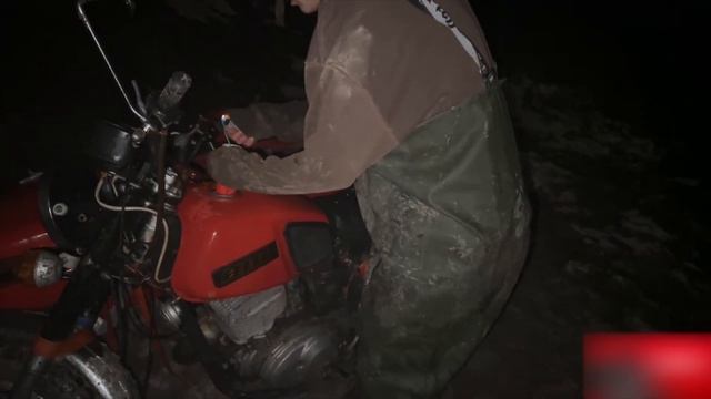 ХАЗЯЕВА ВЗ0РВАЛИ ИЖ-ПЛАНЕТА смотреть онлайн