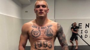 Никита Ворожбитов НАЕХАЛ на Лев Против! ВСТРЕТИЛ НА УЛИЦЕ полное видео