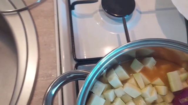 188.Наше летнее меню.На обед-суп из кабачка-проще не бывает.На десерт-эксперимент?