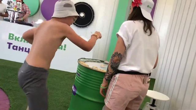 Music Box или Mashmachine + ФотоМаски, локация Электронный Берег г.Новосибирск смотреть онлайн