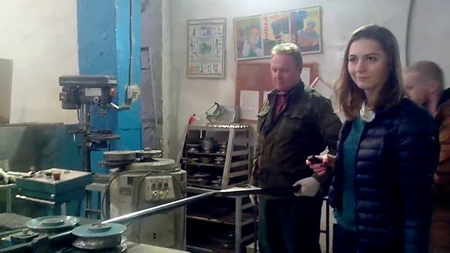 Хочешь научу гнуть трубу? смотреть онлайн