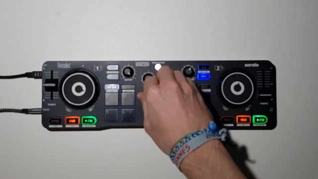 TEST [FR] Hercules DJControl Starlight смотреть онлайн