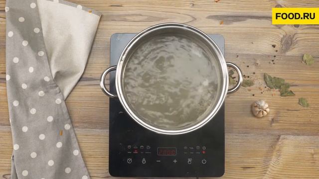 Борщ со свеклой и капустой | Рецепты Food.ru смотреть онлайн