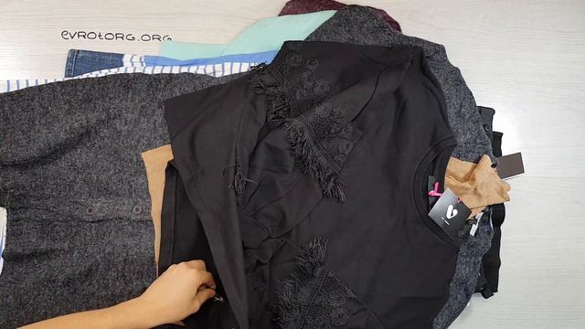 R5 03305 Mix Tesco Ladies a/w (Жен. микс осень/зима) №3 27,55 кг. 13,55€ за кг. смотреть онлайн