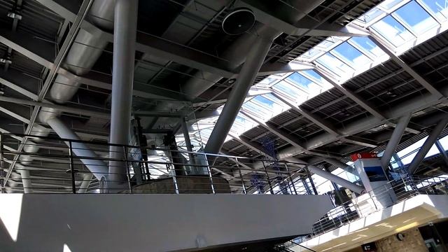 Где в Адлере можно бесплатно зарядить телефон? Бесплатный wifi. смотреть онлайн