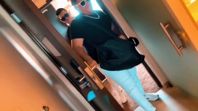 Goguea Sax ? ? DJ Monst3r5 (Video Oficial) #Tiktok #Gogos #guaracha смотреть онлайн