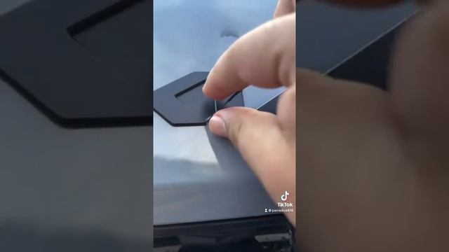 How To Plasti Dip Badges | Does It Look Good?