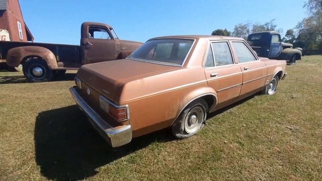 clean 1975 Ford granada 27,000 miles with chevy truck and Austin Healy #junkcarwilly смотреть онлайн