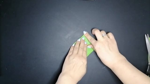 Лягушка из бумаги своими руками. ОРИГАМИ. Детская поделка. Забавный лягушонок? смотреть онлайн