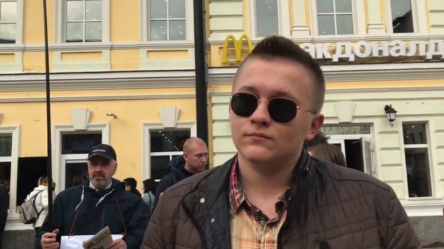 Навальнята пытаются дискутировать...  часть 1