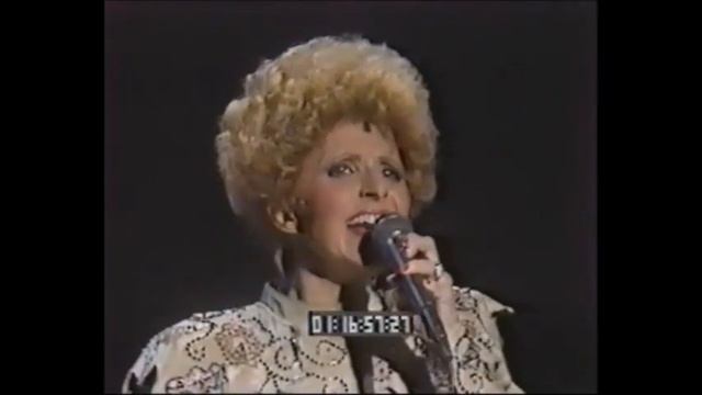 Brenda Lee Sings 