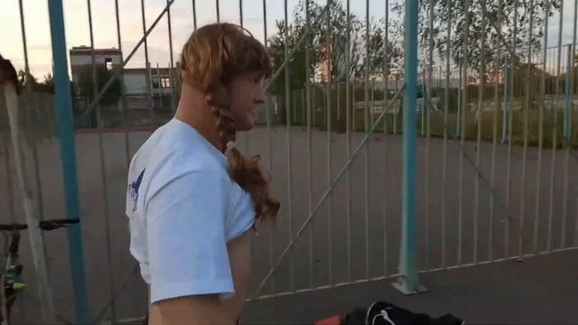 САМООБОРОНА ДЛЯ ДЕВУШЕК. Пример женской самозащиты. Клуб Unbreakable Squirrel. смотреть онлайн