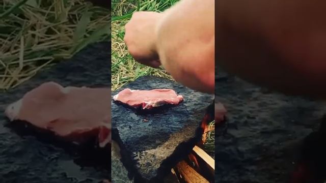 Жарим мясо на Мутновском камне смотреть онлайн