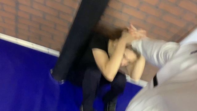 Тварь на пороге смотреть онлайн