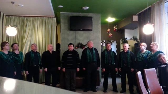 Ансамбль Родная Песня - вот ктой-то с горочки спущается смотреть онлайн