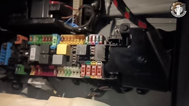 Mercedes Gla250 Auxiliary Battery ? Starter Battery& All Fuse Location 2018 Model@vandipanikaaran19