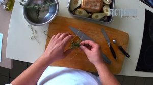 Запеченная свинина с грушами
