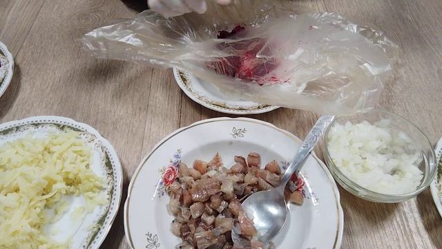 Сельдь в ёлочной игрушке( сельдь под шубой) Вы ещё успеете его сделать смотреть онлайн