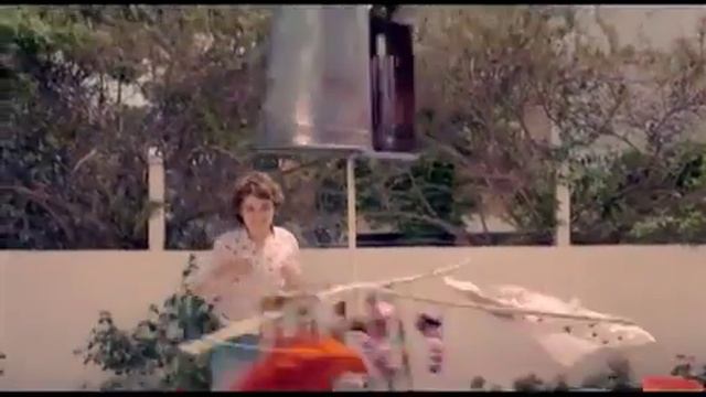 CAILLOU Games Caillou Dress Up Game смотреть онлайн