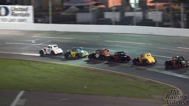 Wild Race With Two Big Flips - INEX Legends Nationals - 10/9/10 смотреть онлайн