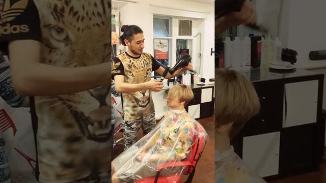 Стрижка Пикси, укладка Пикси от Студии красоты Hair lab на Китай-Городе смотреть онлайн