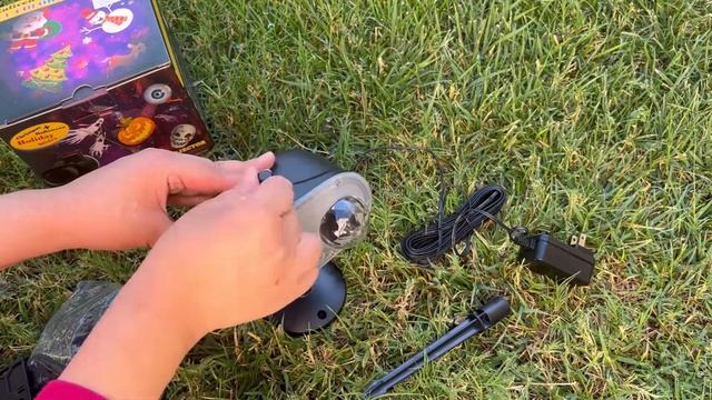 THE PERFECT HOLIDAY PROJECTOR LIGHT 2022 || AMAZON UNBOXING & REVIEW смотреть онлайн