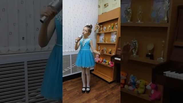 Вокальная студия "СОЛОВУШКА" г. Оренбург. Литвинович Екатерина "Буги-вуги для осьминога" смотреть онлайн