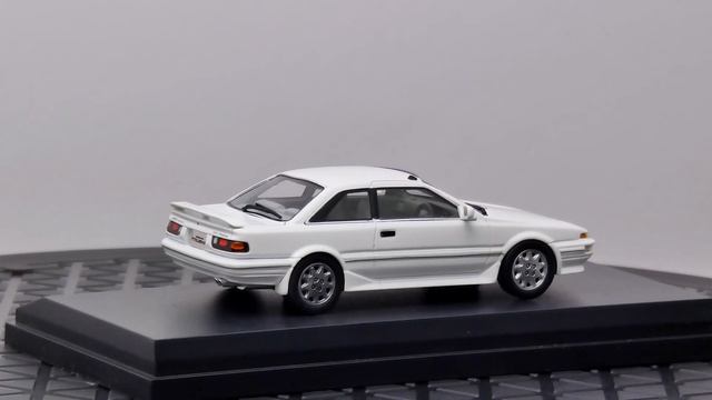 Hi-Story 1:43　TOYOTA SPRINTER TRUENO GT-APEX 1989 / diecast model car смотреть онлайн