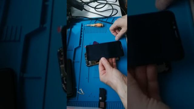 Разбор и замена дисплея HONOR 7C AUML41.mp4