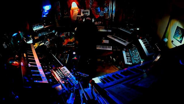 My Synth Dungeon - This is Ground Control! смотреть онлайн