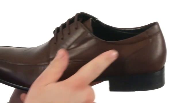 Kenneth Cole Reaction Shoe Polish SKU:8469730 смотреть онлайн