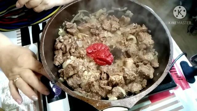 Говяжий гуляш . Классический рецепт. смотреть онлайн