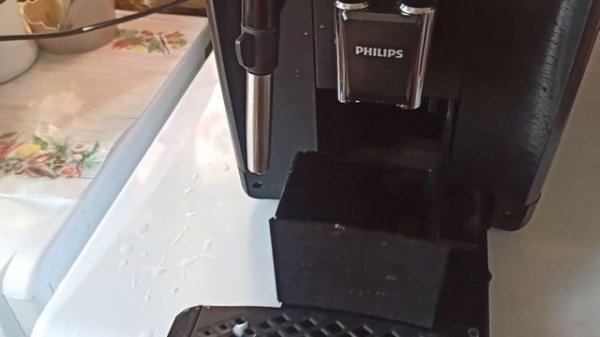 Кофемашина PHILIPS EP 1220/00 Обзор кофемашины PHILIPS EP 1220/00