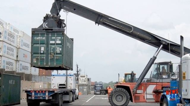 Транспортировка контейнеров зенитно-ракетных комплексов С-300/400 железнодорожным транспортом смотреть онлайн
