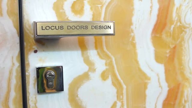 Дверь из Оникса от Локус Дизайн Групп смотреть онлайн