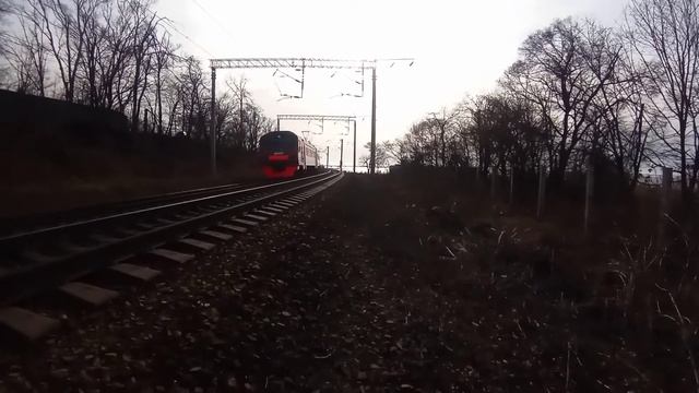 Апрельский экспресс. ЭД9МК-0100 "Ерофей Хабаров" сообщением Владивосток-Ружино с приветом смотреть онлайн