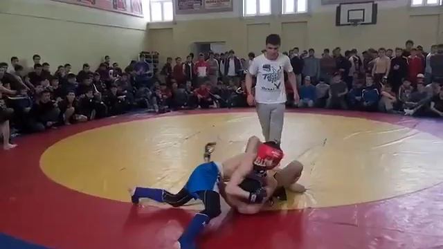 Бой в Махачкале смотреть онлайн