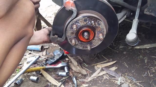 Gtech wujil bergas (service komponen kaki" depan Mazda 626 ) смотреть онлайн