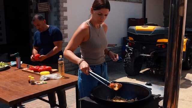 DELICIOUS CHICKEN DISH with VEGETABLES смотреть онлайн