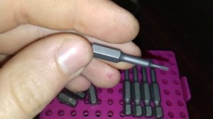 Биты torx для разборки ножей.