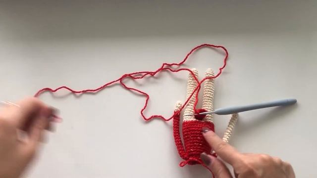 Мастер-класс по вязанию куклы/ Гимнастка Николь. Часть 2. Амигуруми смотреть онлайн