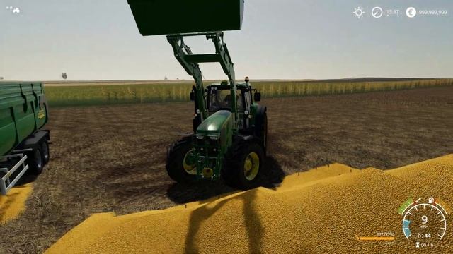 Farming Simulator 19 - JOHN DEERE 6195M Tractor Loads Corn From The Field смотреть онлайн