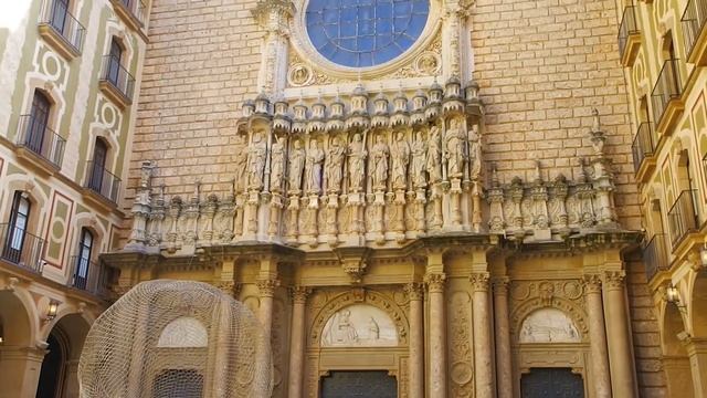 Католический монастырь Монсеррат Испания (хор мальчиков Монсеррат) смотреть онлайн