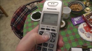 Распаковка, быстрый обзор домашнего телефона Panasonic KX TG2511RU
