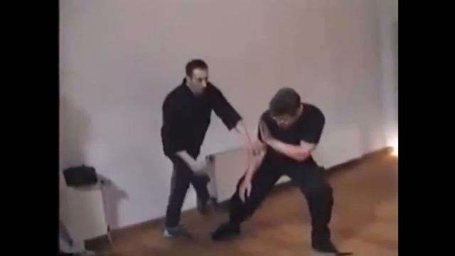 Быстрее, чем Брюс Ли? смотреть онлайн