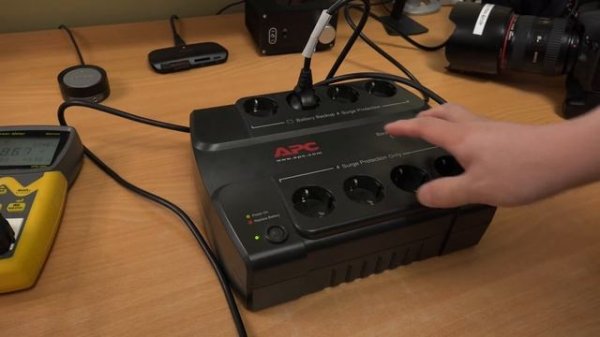 전원선 뽑아도 컴퓨터가 안꺼진다 (APC UPS Back-UPS ES 550 쓰는 이유)