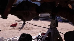 откручиваем гайку хвостовика