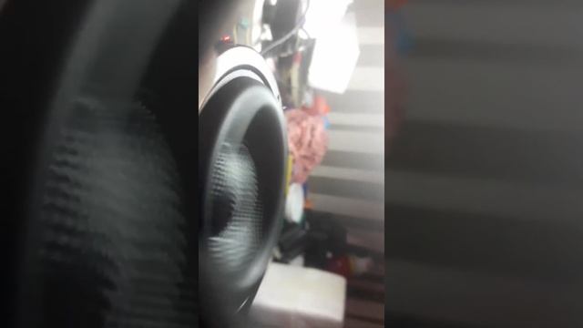 тест сабвуфера:) смотреть онлайн